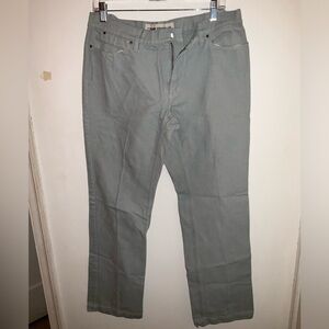 GAP Women's Light Gray Straight Jeans